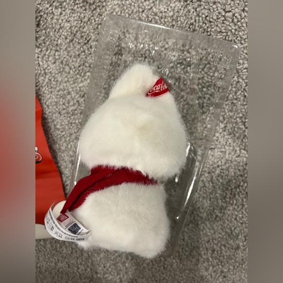 POP MART: THE MONSTERS Coca-Cola Vinyl Face Happy Factor - Picture 5 of 6